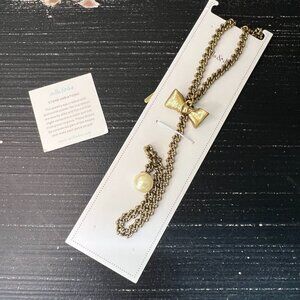 Stella & Dot Necklace The Lady Bow-Lo Pearl Brushed Gold Bow Slide Versatile